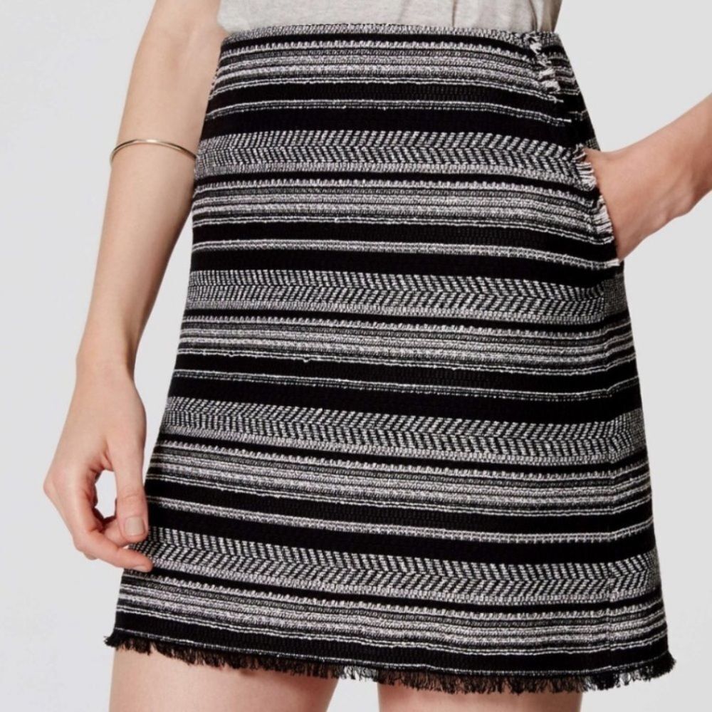 Loft fringe textured skirt